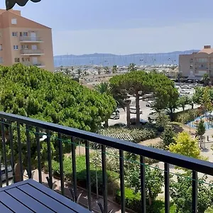 50 M2 - Le Port, Hyères
